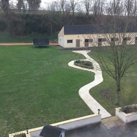 Chateau De St Alyre 4*