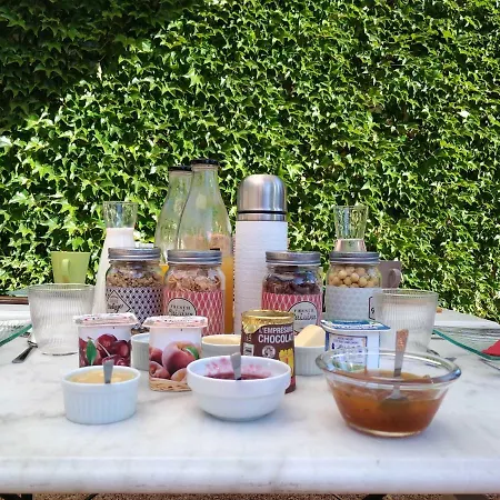 Chateau De St Alyre 4*