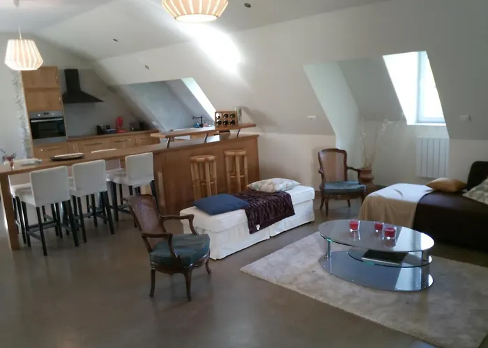 Chateau De St Alyre Vendégház Sanssat